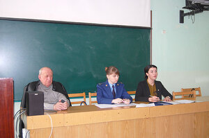 Для студентов и преподавателей крымского вуза проведена лекция «Коррупция, как сложное социальное явление»